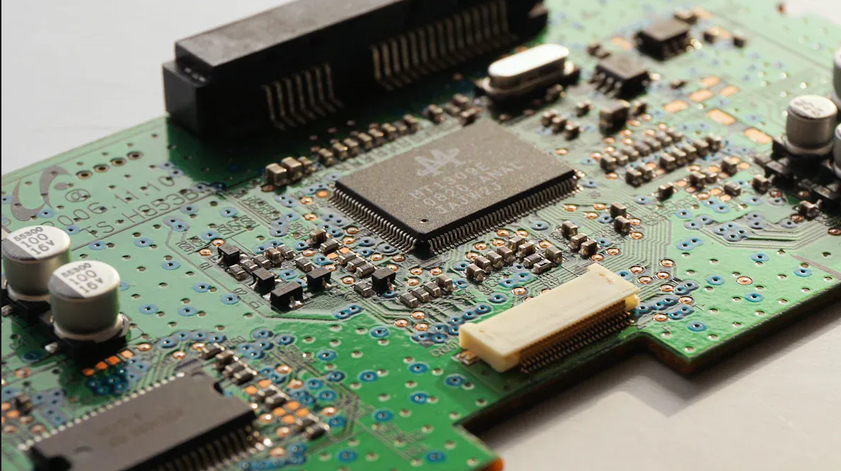 Compreendendo Placas de Circuito VFD: Como Identificar Componentes