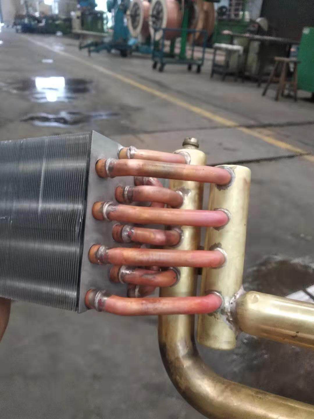 Como Usar Máquinas de Brasagem por Indução de Cobre para Máxima Eficiência