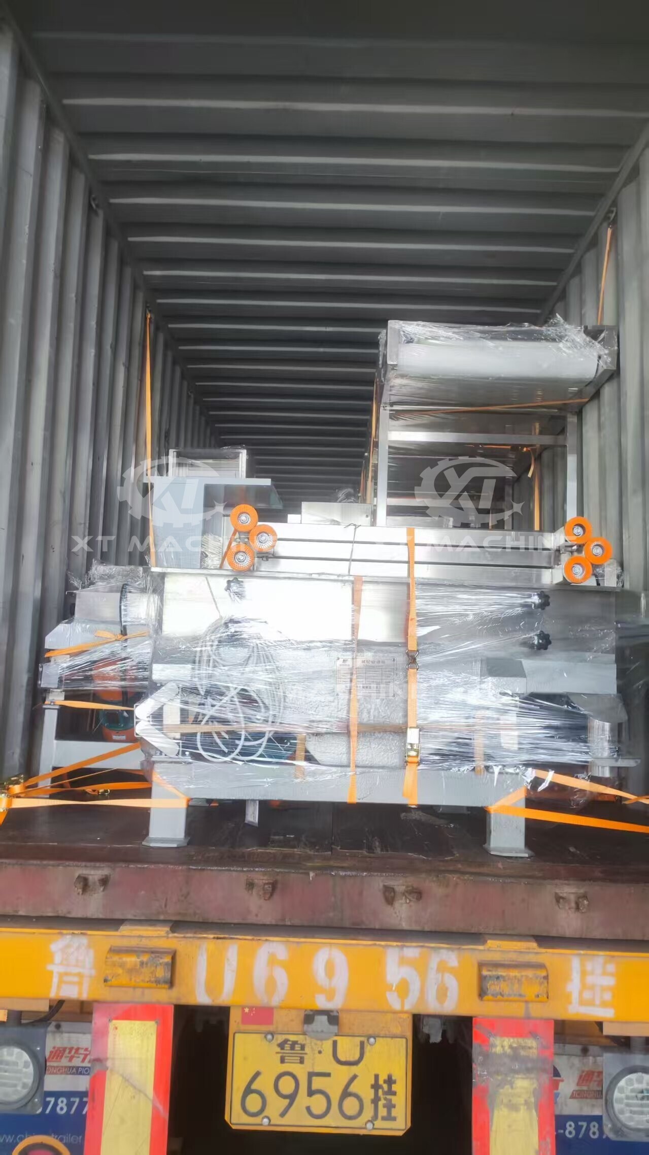 Línea de escaldado de cacahuetes por aire cargada en contenedor para cliente eygpt