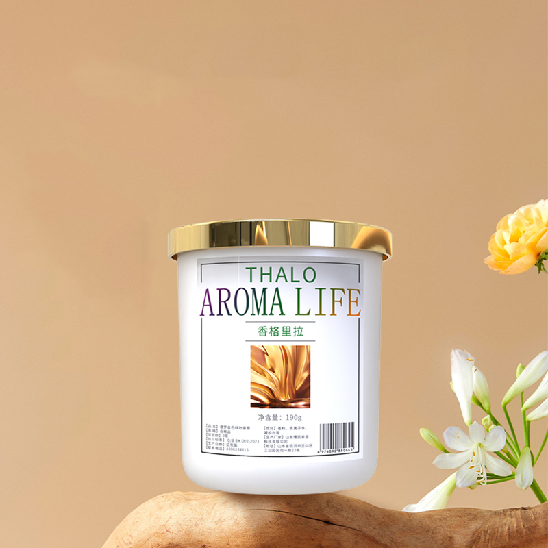 Золотой кленовый лист