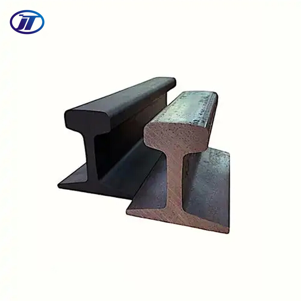 Стальные рельсы