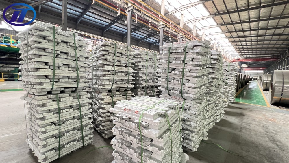 Огнеочищенный цинковый слиток