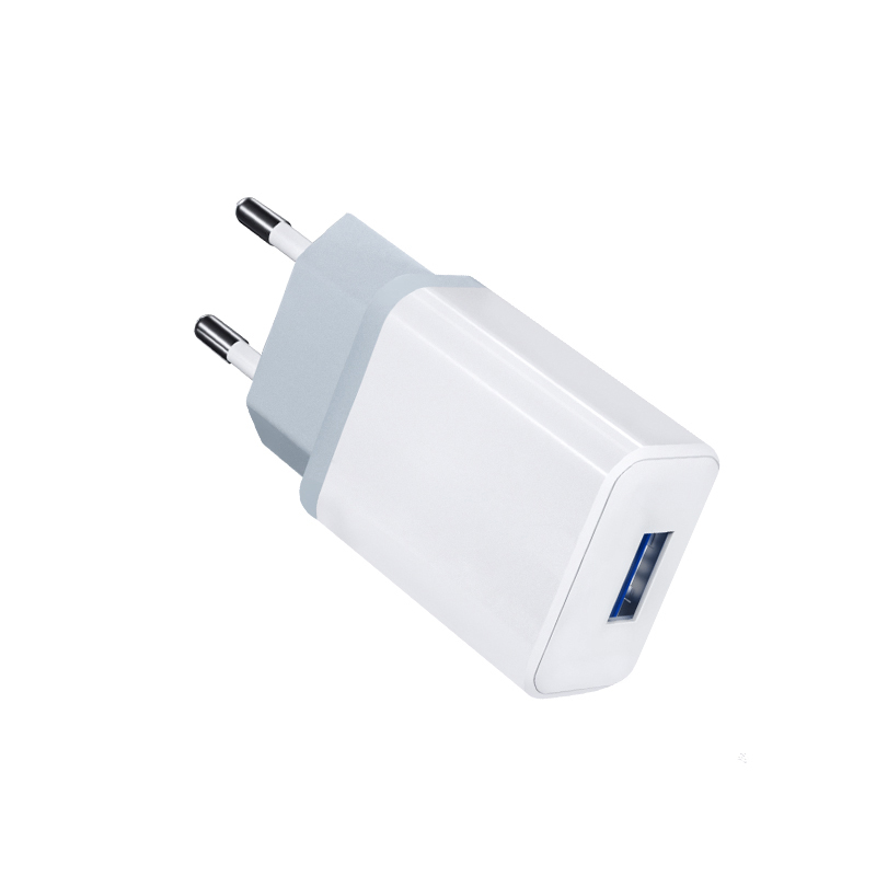 USB-зарядное устройство на 5 В 2.1 А с функцией быстрой зарядки Apple / Samsung