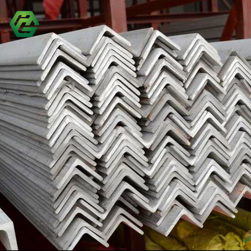 Угловой стальной профиль