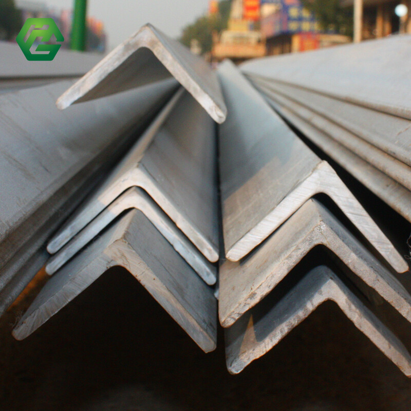 Угловой стальной профиль