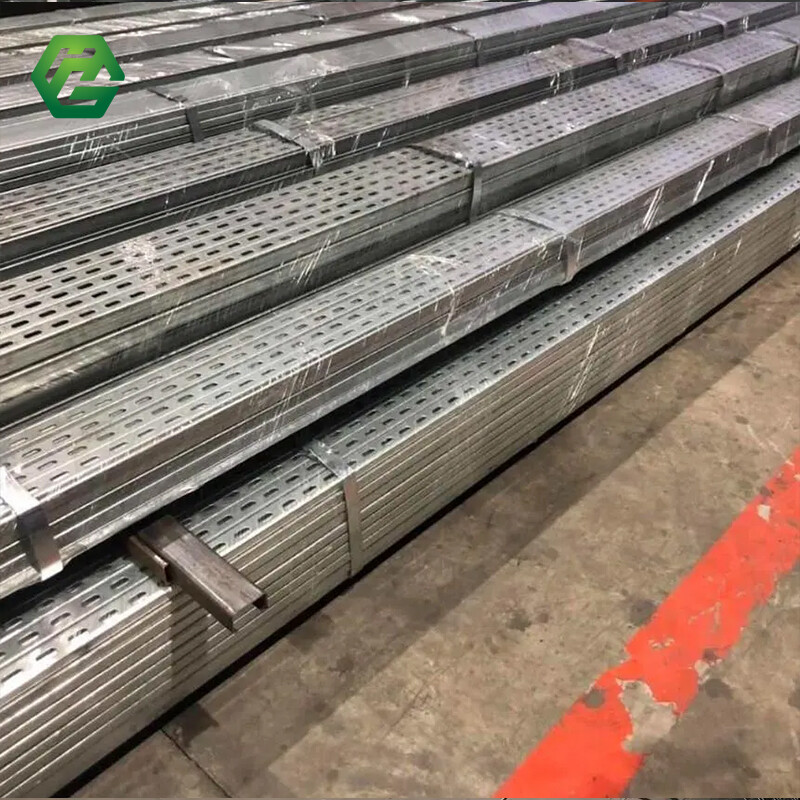  Оцинкованная С-образная сталь