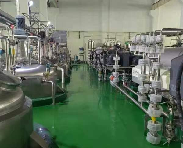 1748933279788417079015067648