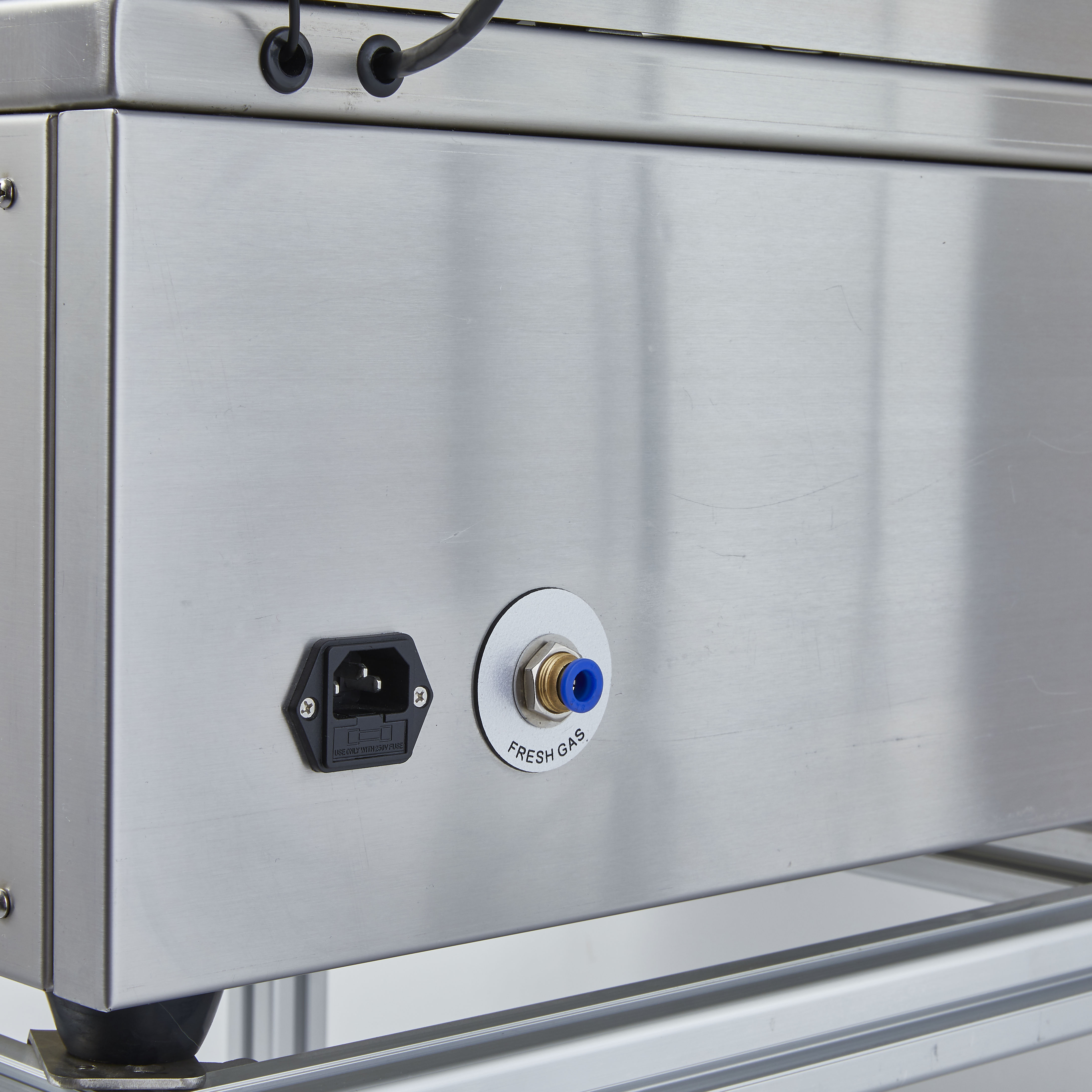 DQ400T-E Food Nitrogen Gas Flushing MAP Tray Sealer Modified Atmosphere Packaging Tray Sealing Machine