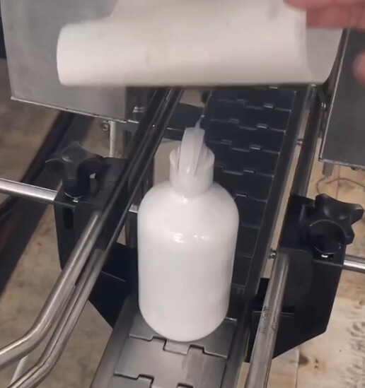 BSS-1538C Bottle Label Shrink Packaging Machine