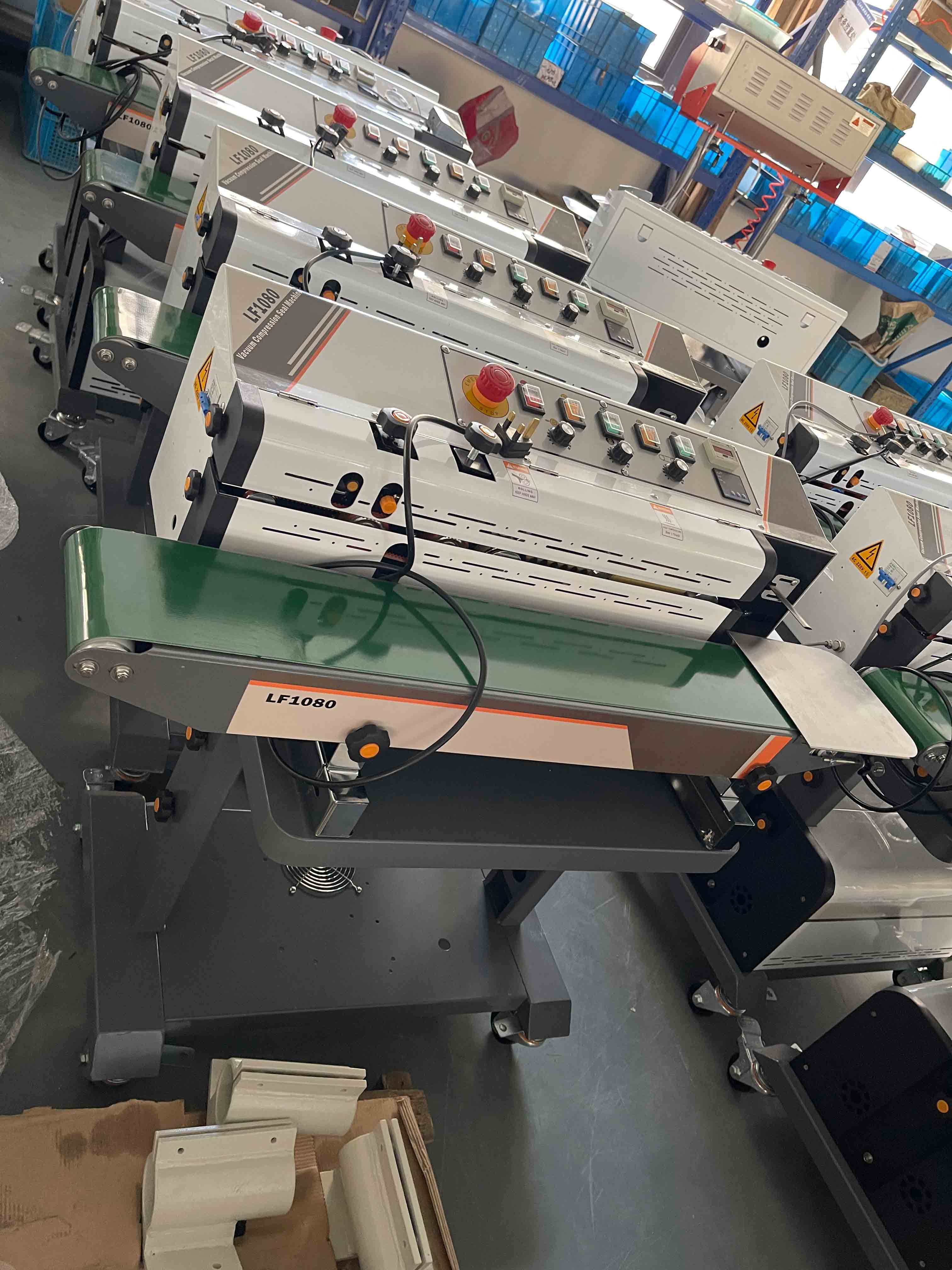 LF1080C Nitrogen Gas Flushing Continuous Band Sealer Kraft Paper Bags Plastic Film Sealing Machine With Ink Roller Printing