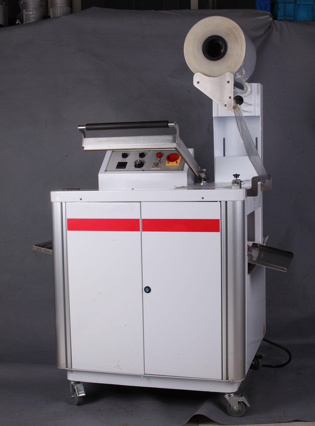 1760589170837305427595726848.jpg 1760589170837305427595726848.jpg