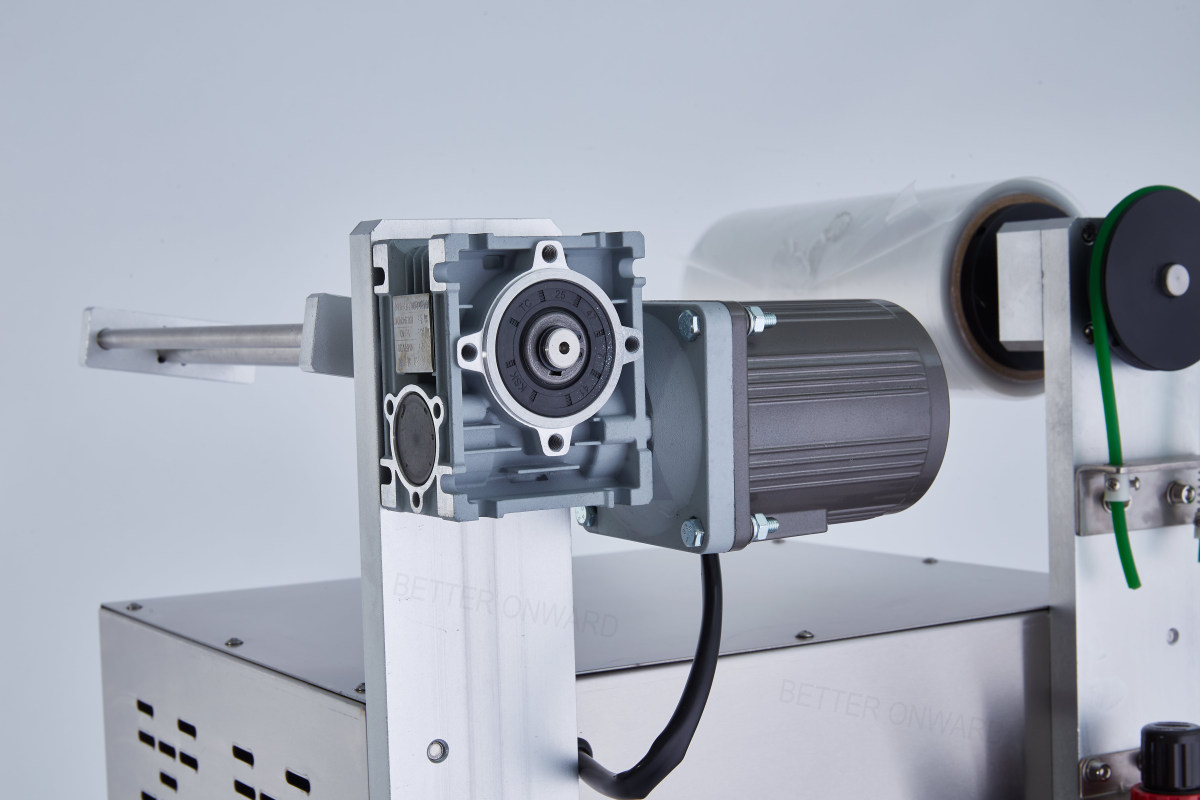 skin-pack-tray-sealer-4