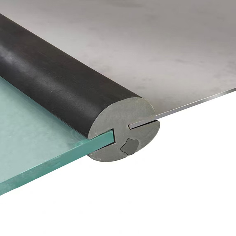 Automobile windshield seal strip