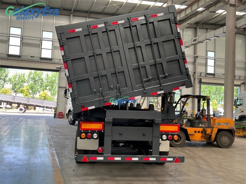 40 Cubeta Basculante de Lados Abatibles