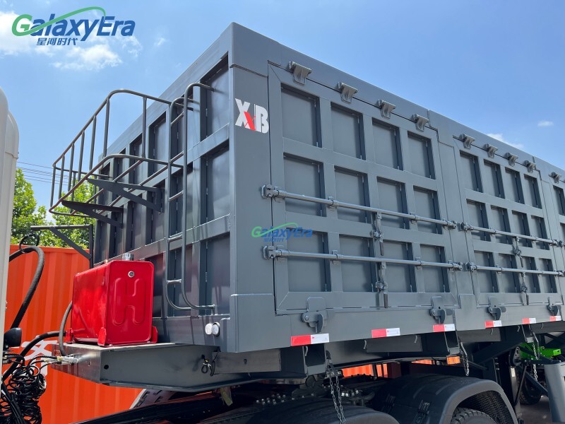 40 Cubeta Basculante de Lados Abatibles