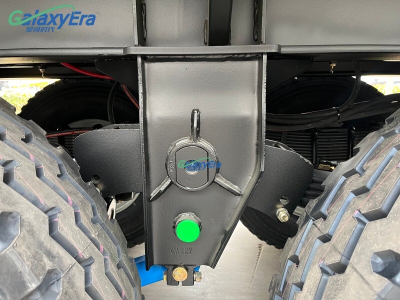 Semi remolque de carga con 3 ejes y cercado