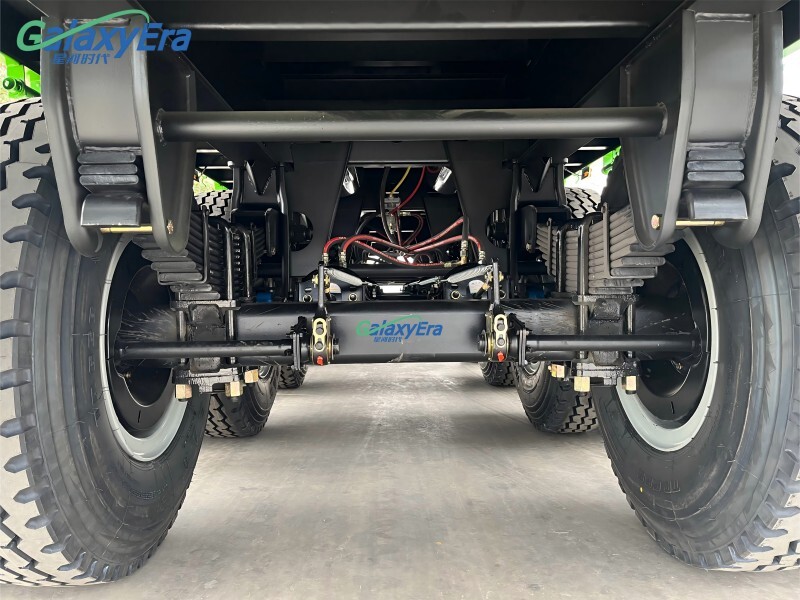 Semi remolque de carga con 3 ejes y cercado