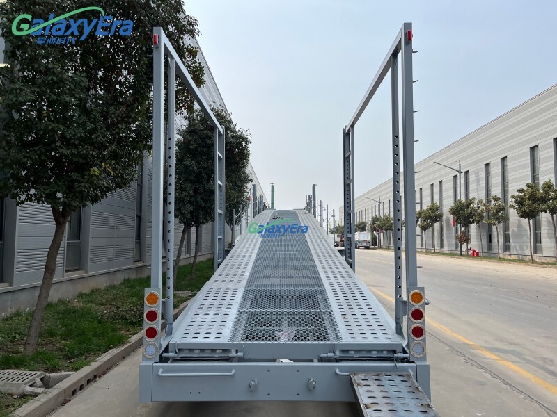 4 Remolque para Transporte de Automóviles