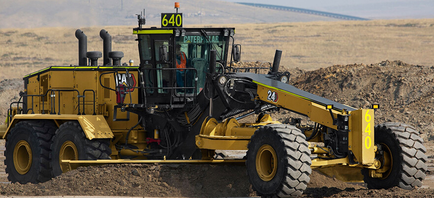 Катерпиллар 24M