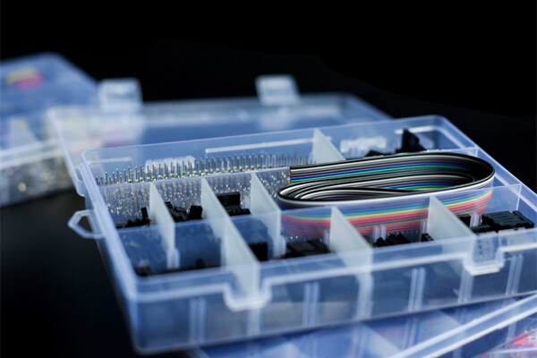 Содержит 1550 шт. комплекта разъемов 1550KIT