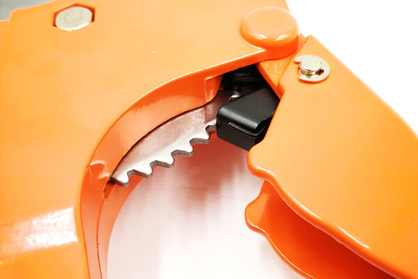 Макс. Ø64мм Труборез для ПВХ PC-317-64