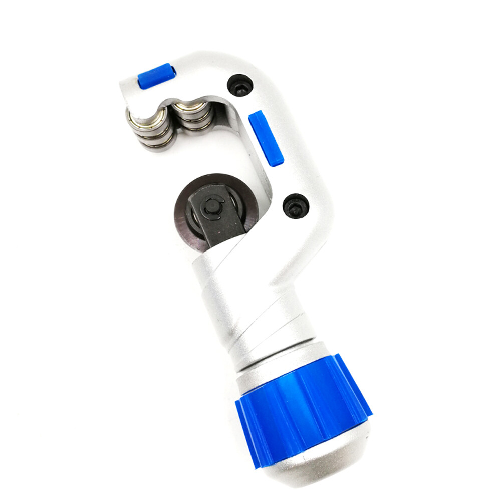 CT-532 Труборез роликового типа CT-532 Труборез роликового типа