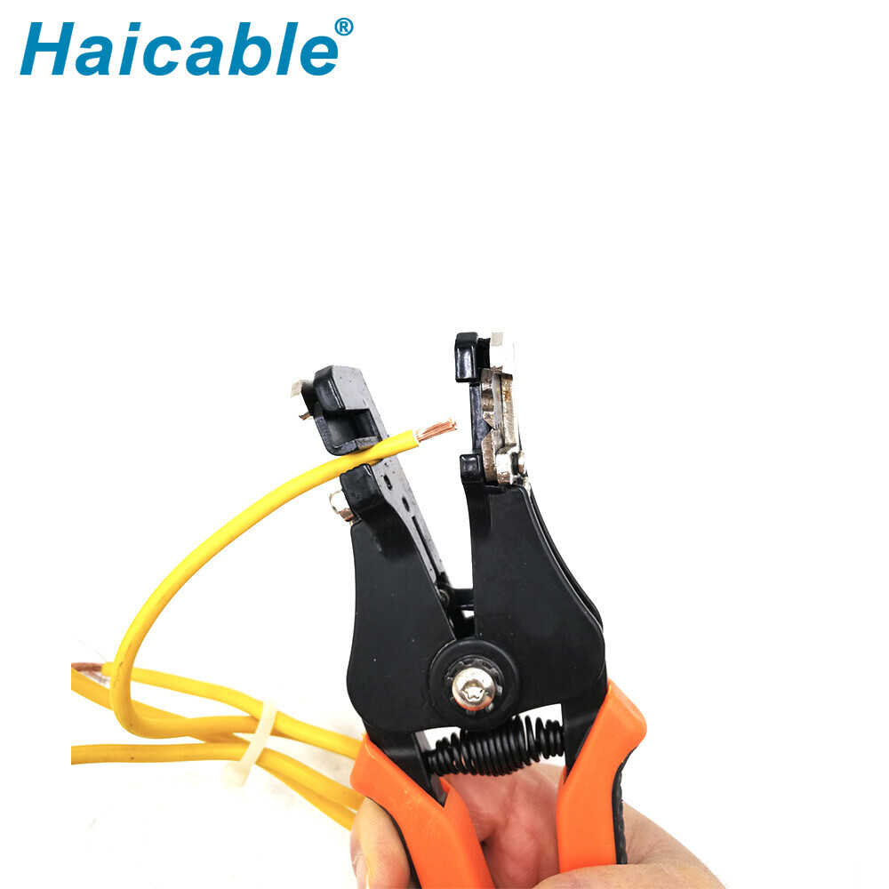 Стриппер для солнечных кабелей LA-700B