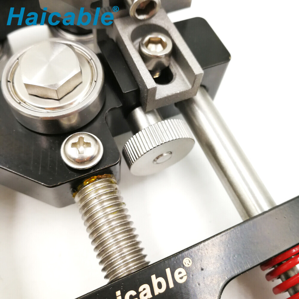 Стриппер для проводов Max Ø50мм BX-50