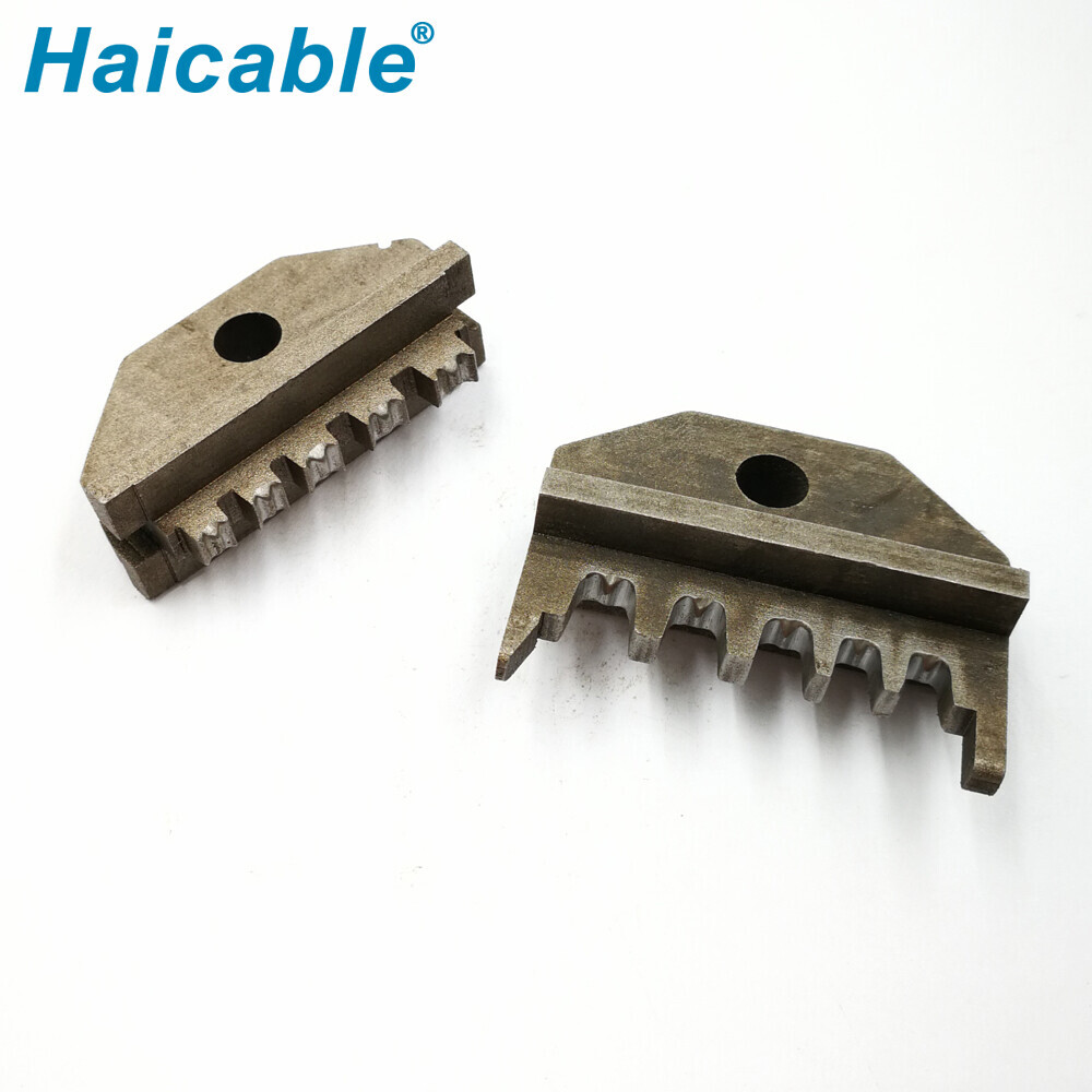 Авиалинии контактных вилок 157 штампов