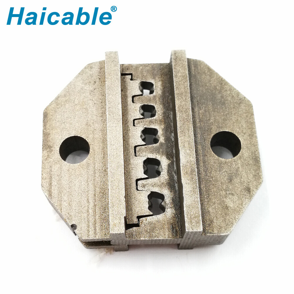 Авиалинии контактных вилок 157 штампов