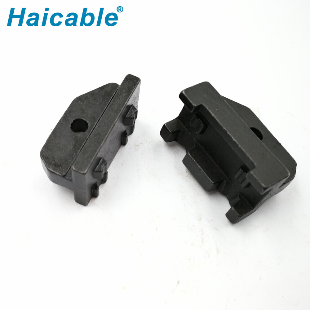 Изолированные флаговые наконечники под 90° FL 07 матрицы