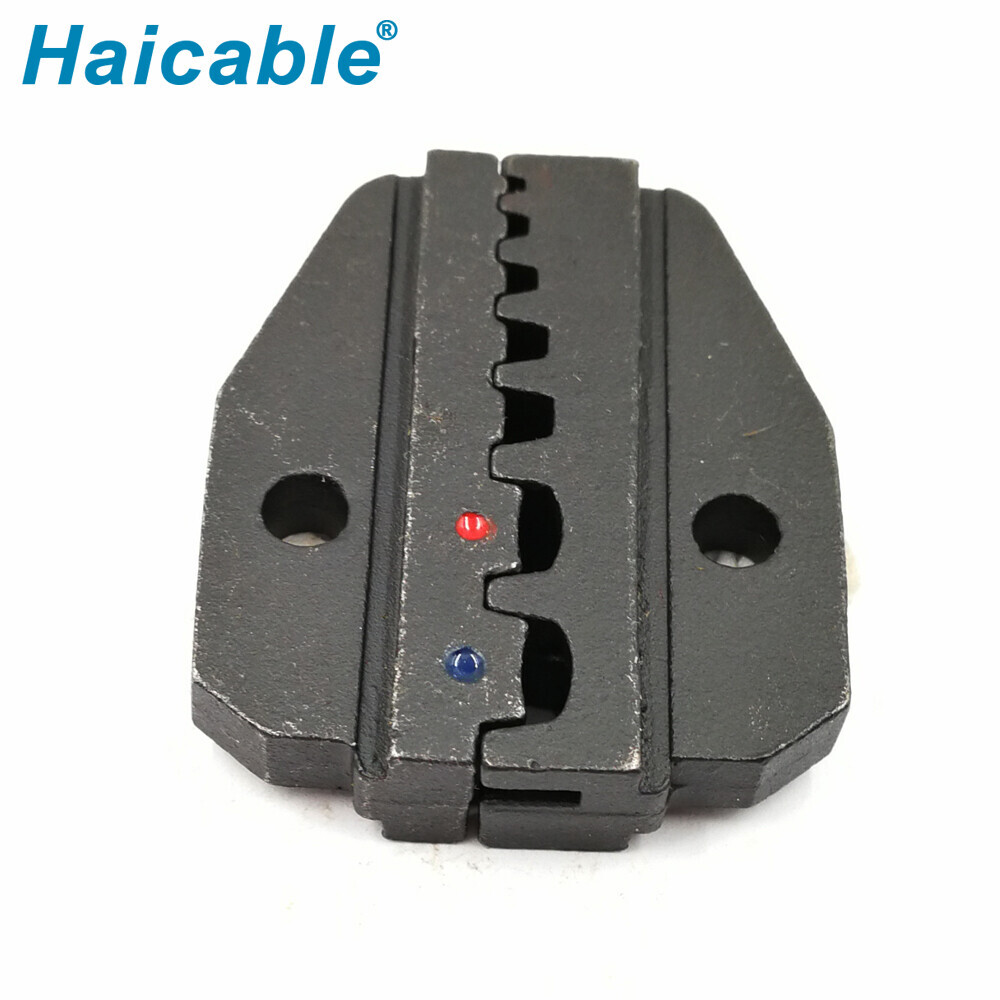 Изолированные клеммы и втулки концов кабеля 06WF2C матрицы