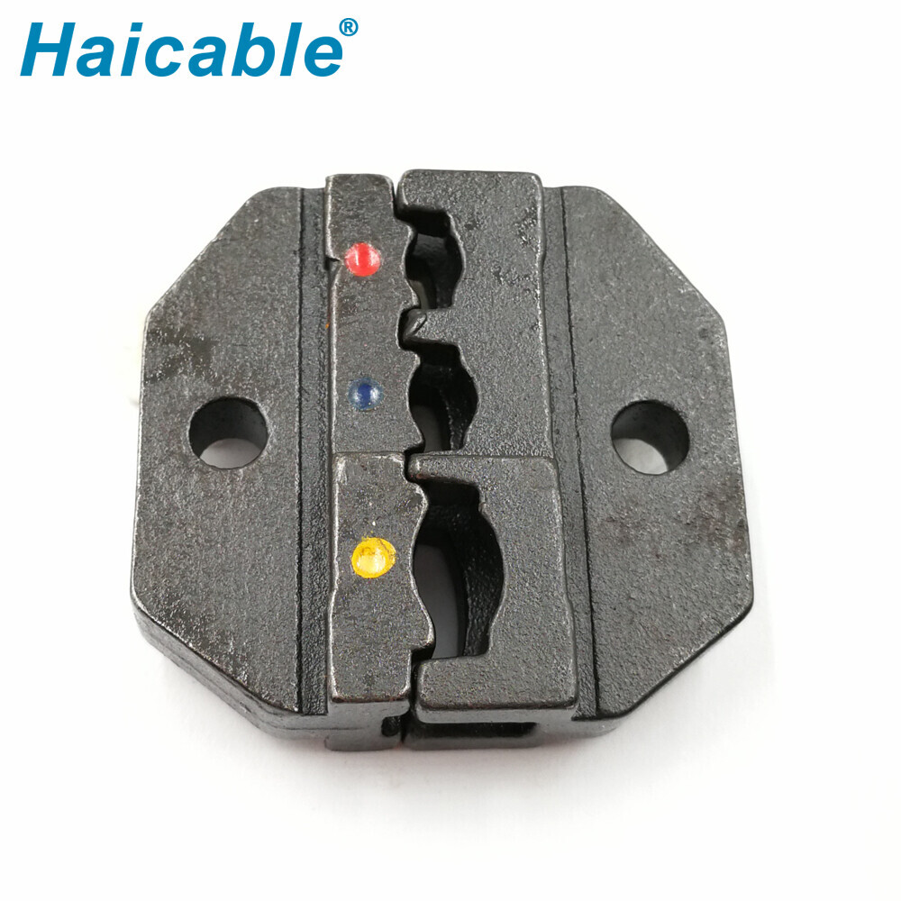 Изолированные клеммы и разъемы 03C Dies