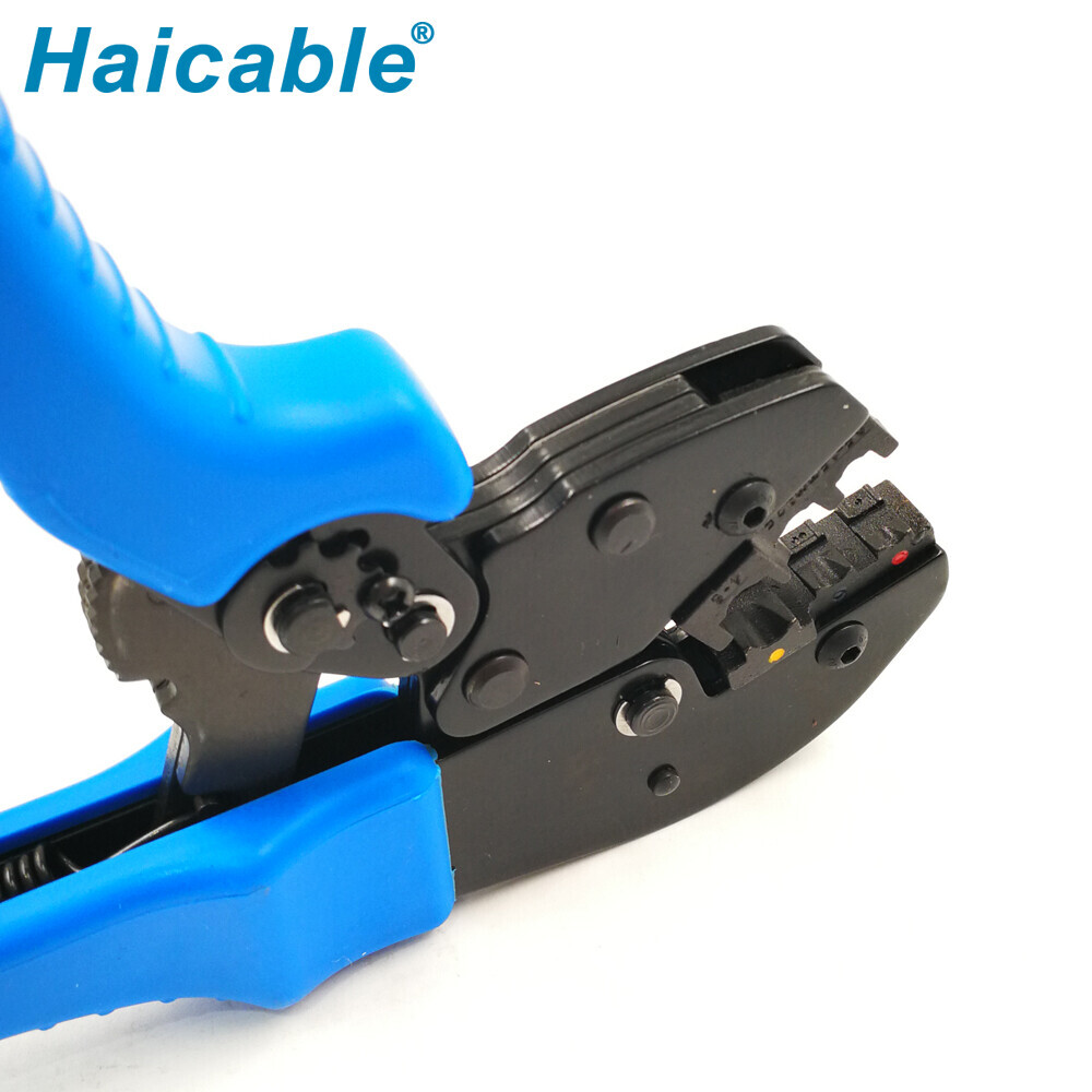 Изолированные клеммы и обжимные инструменты для соединителей AP-30J