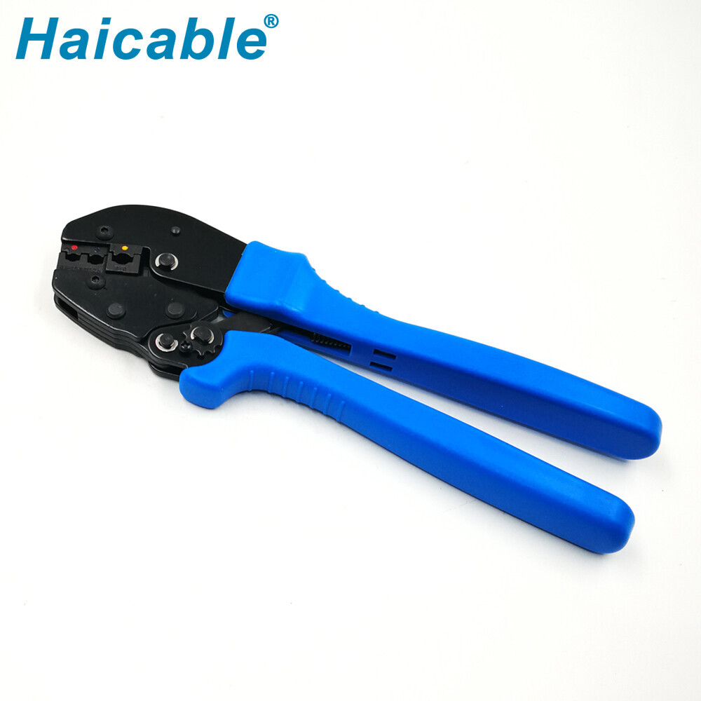 Изолированные клеммы и обжимные инструменты для соединителей AP-30J Изолированные клеммы и обжимные инструменты для соединителей AP-30J