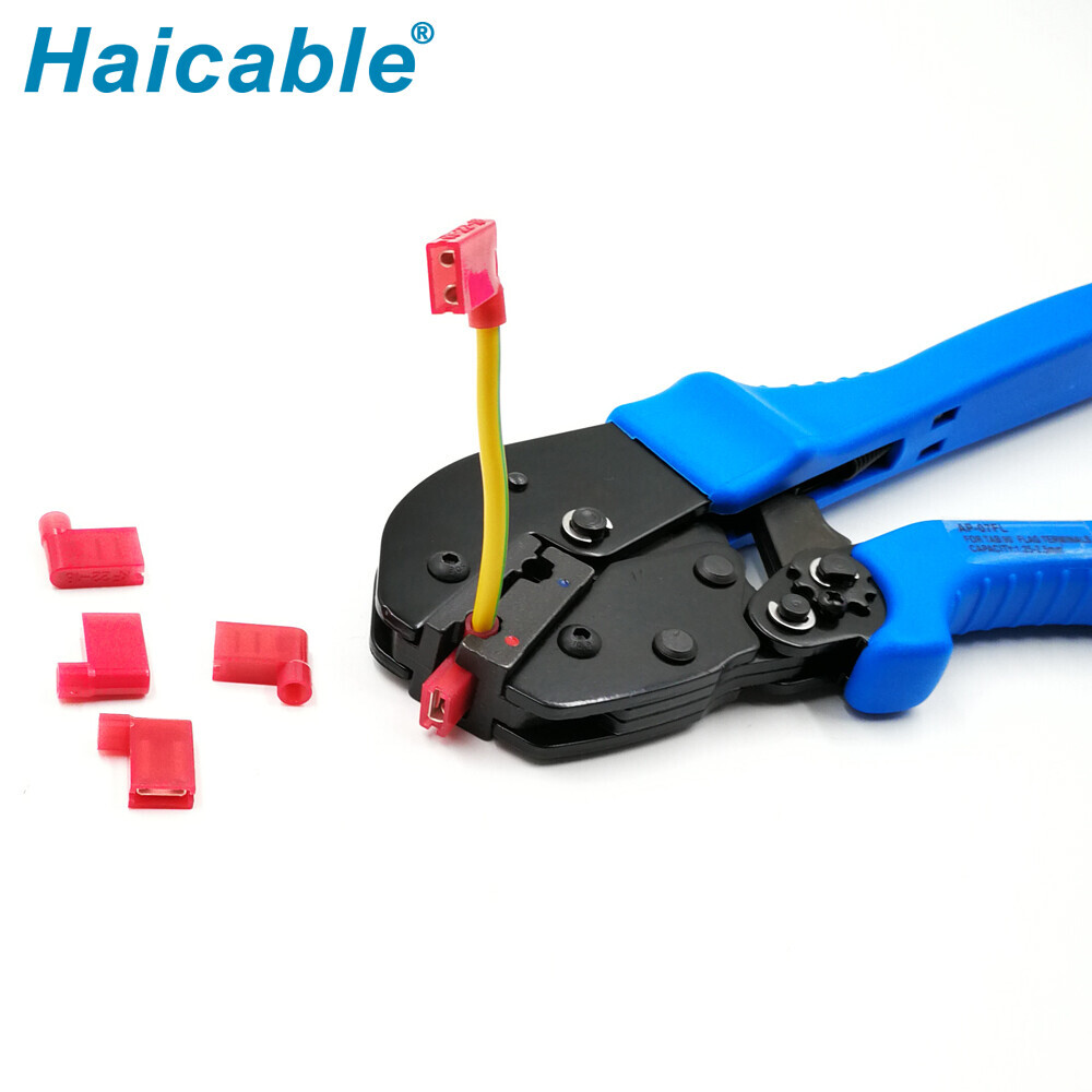 Инструмент для обжима изолированных флажковых клемм под углом 90° AP-07FL