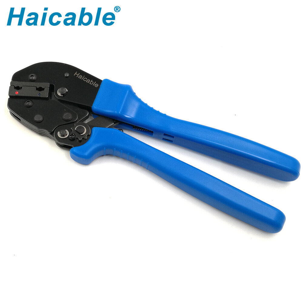 Инструмент для обжима изолированных флажковых клемм под углом 90° AP-07FL Инструмент для обжима изолированных флажковых клемм под углом 90° AP-07FL