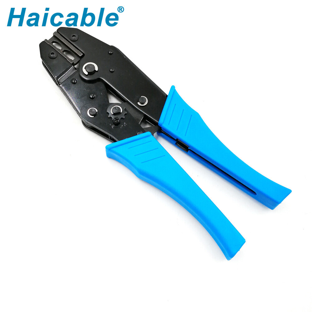 Изолированные клеммы и инструмент для обжима разъемов LX-18C