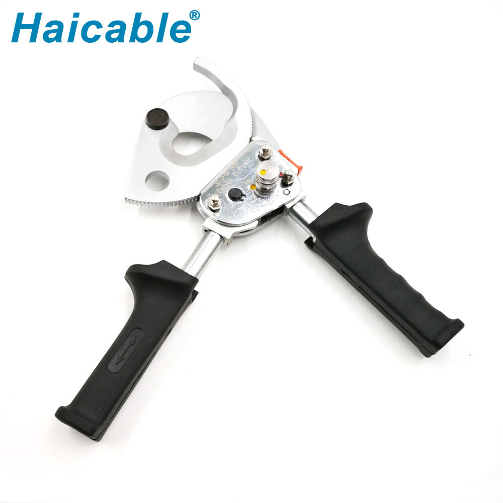 Максимальный диаметр кабеля 40 мм Cu/Al, кусачки D500