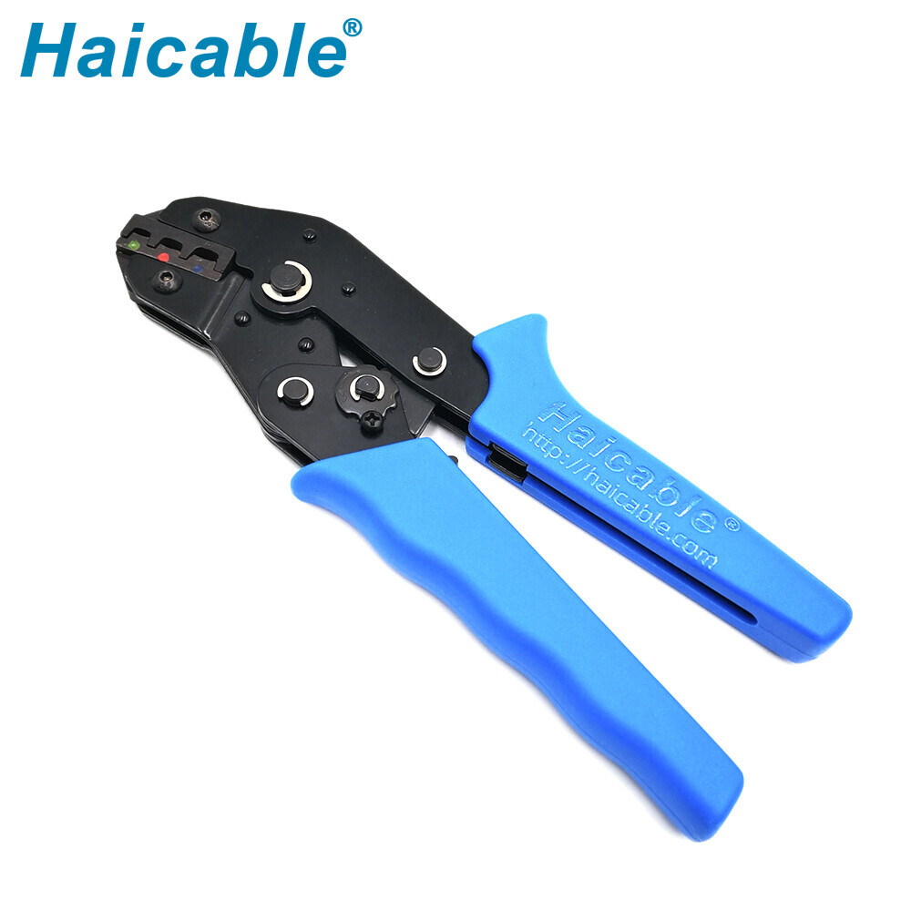 Изолированные клеммы и инструмент для обжима разъемов SN-02C Изолированные клеммы и инструмент для обжима разъемов SN-02C