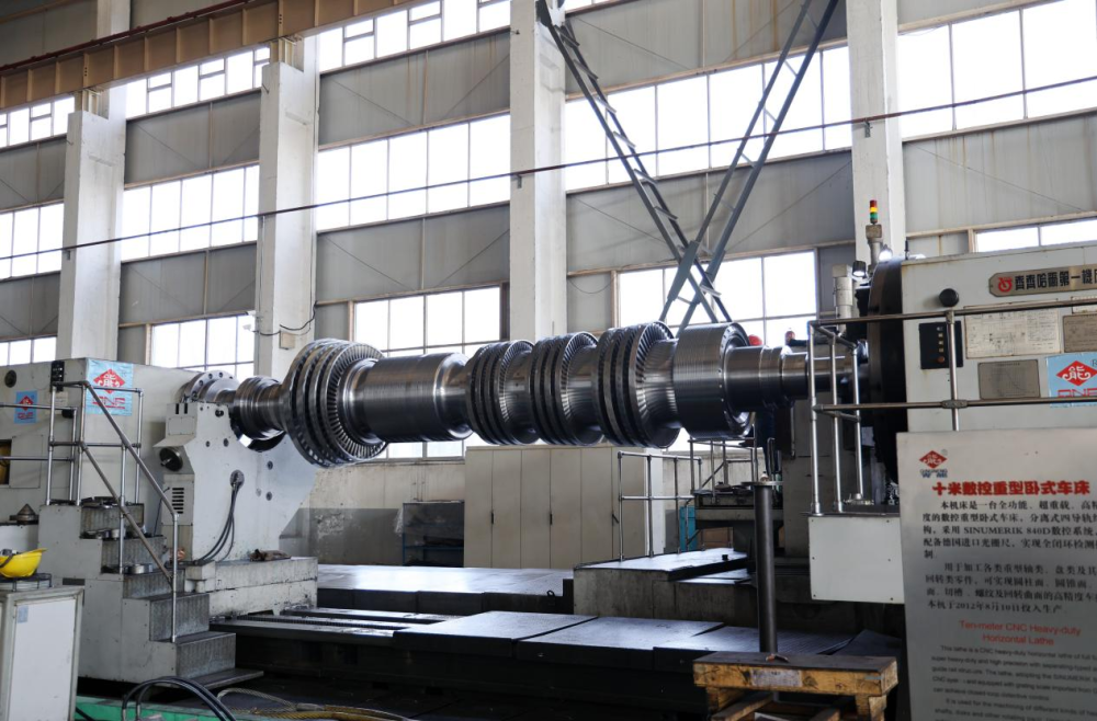 Проект хранения энергии сжатого воздуха (CAES) мощностью 300 МВт перешел в стадию полномасштабного монтажа.