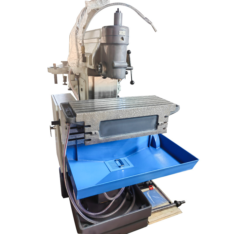 Fresadora universal X8126A