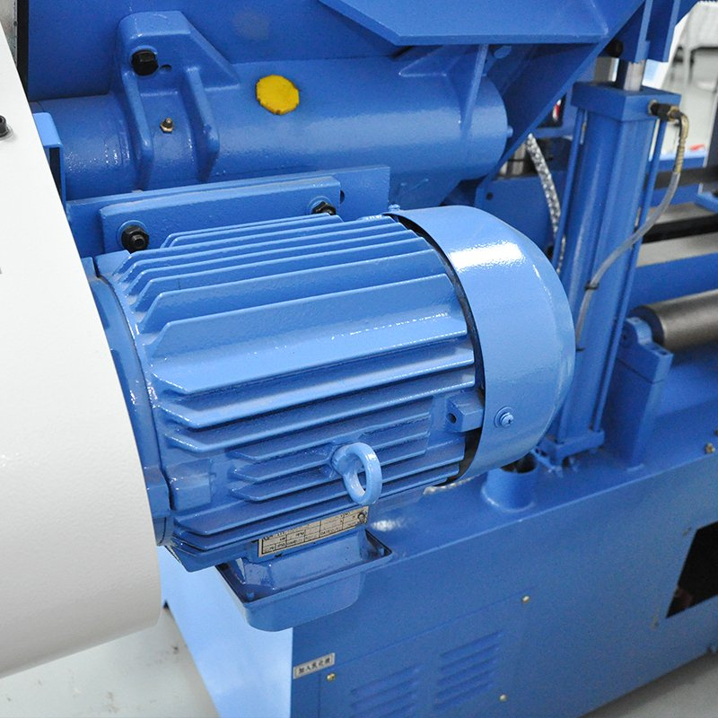 Qué considerar al comprar una máquina de sierra de cinta para uso industrial en 2026