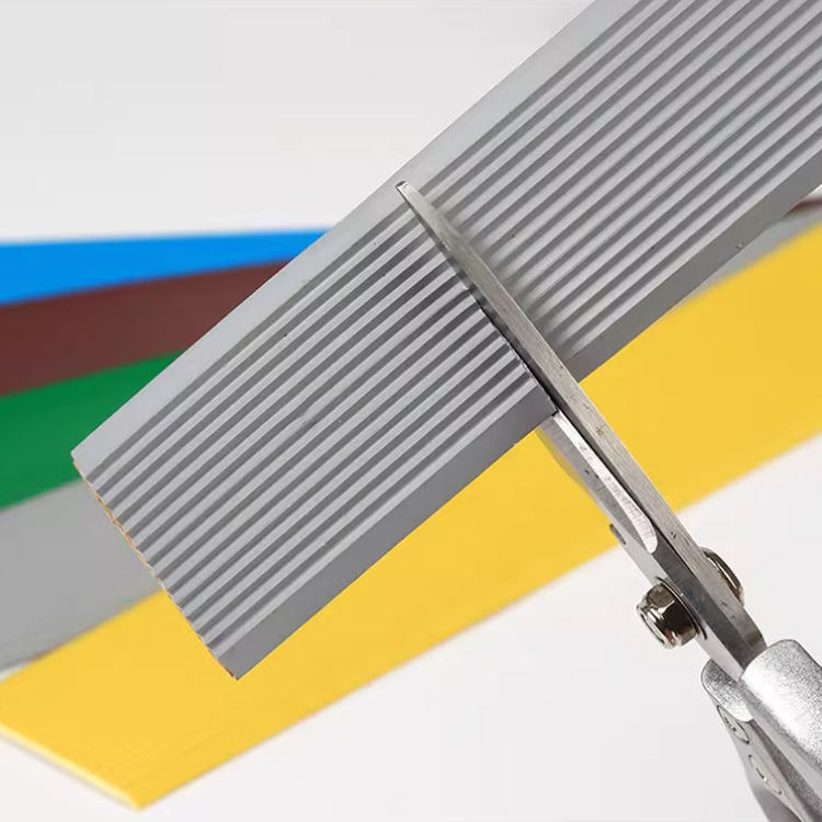 Tiras decorativas y protectoras de PVC antideslizantes de colores para escaleras