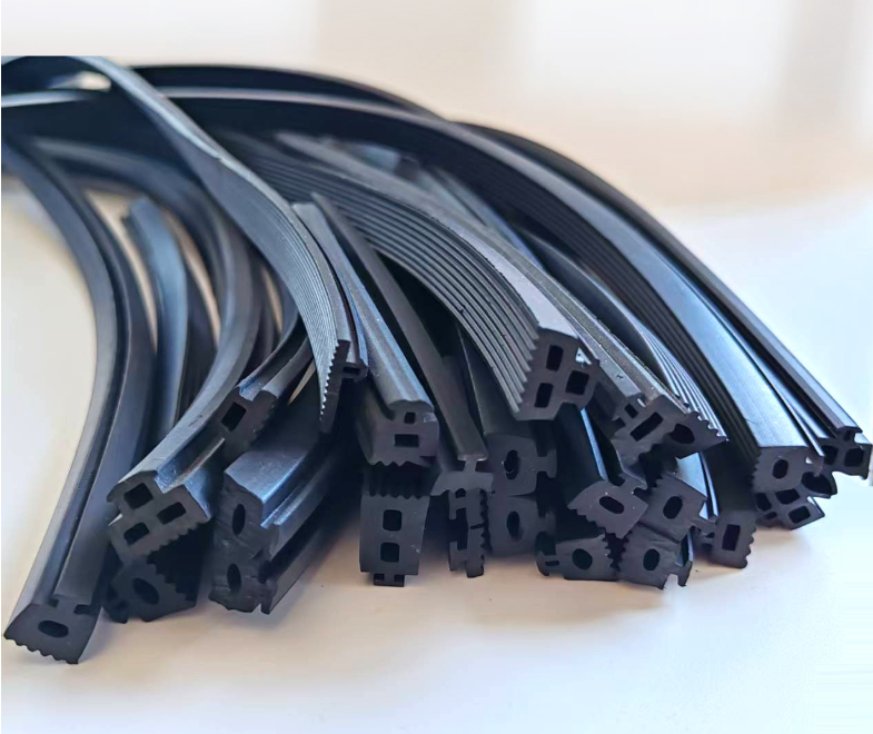 ¿Por qué la mayoría de los proyectos de edificios altos prefieren EPDM en lugar de PVC para los sellos de muros cortina?