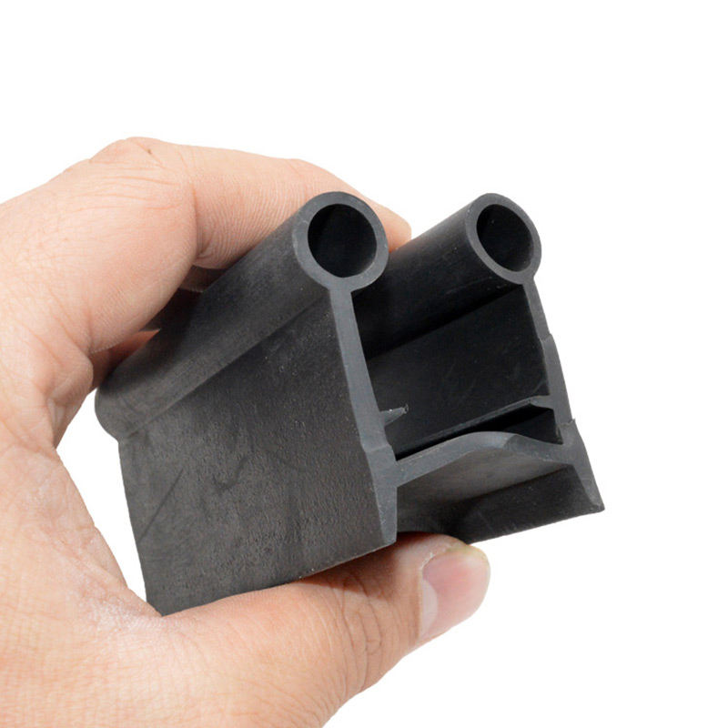 Герметизирующая полоса для морозостойких дверей холодильных камер