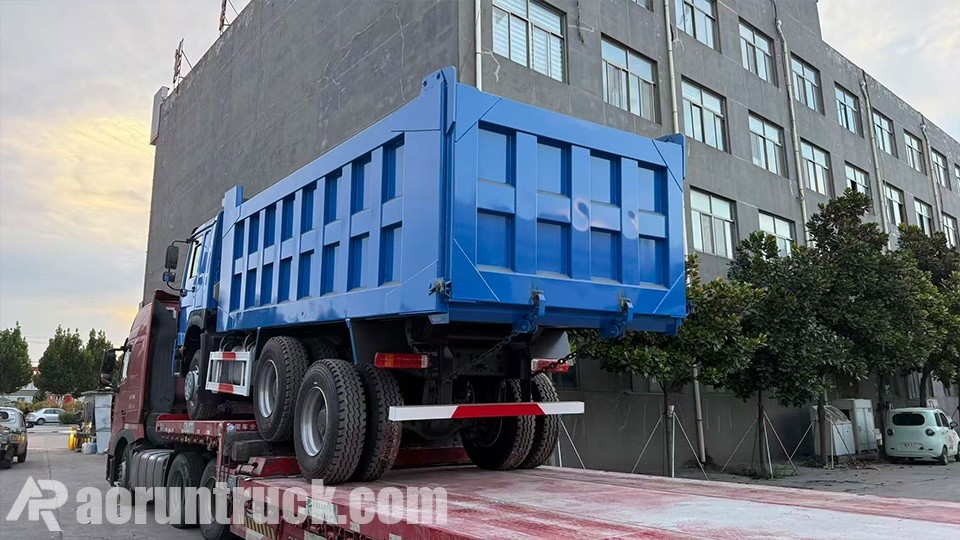 Camiones volquete pesados SINOTRUK HOWO 6x4 con destino a proyectos de infraestructura en Malí
