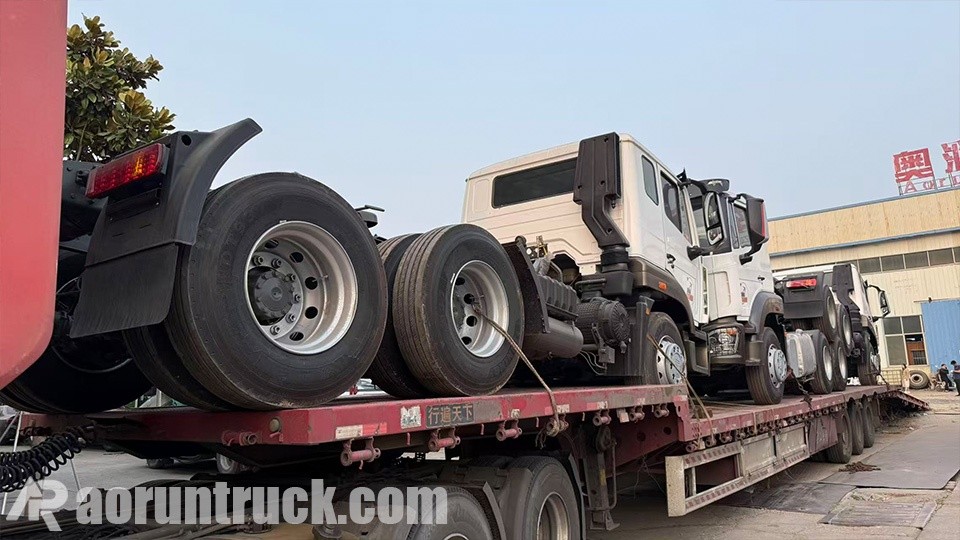 Tres camiones tractores Sinotruk Howo-Hohan 6x4 enviados a Senegal.