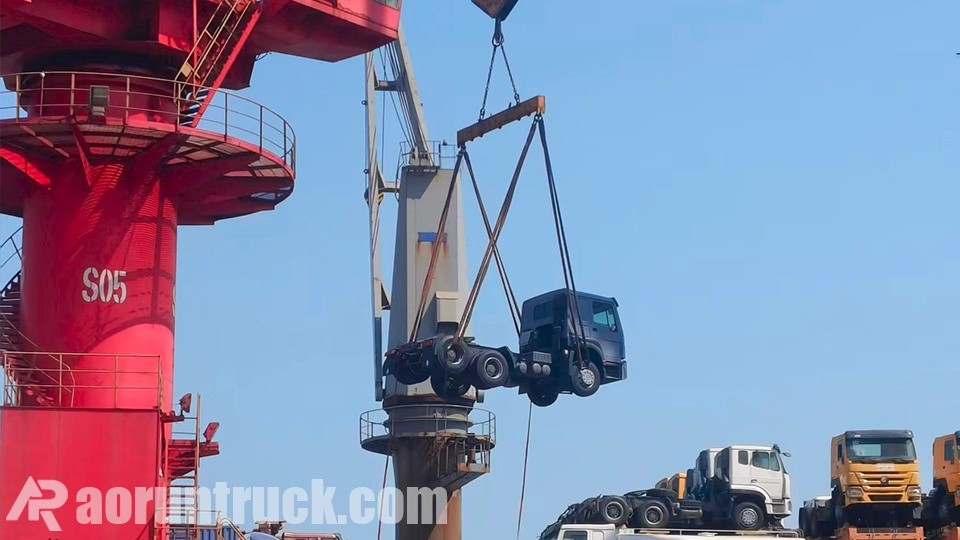 Los camiones tractores HOWO 6x4 con destino a Somalia han pasado la inspección y han sido enviados.