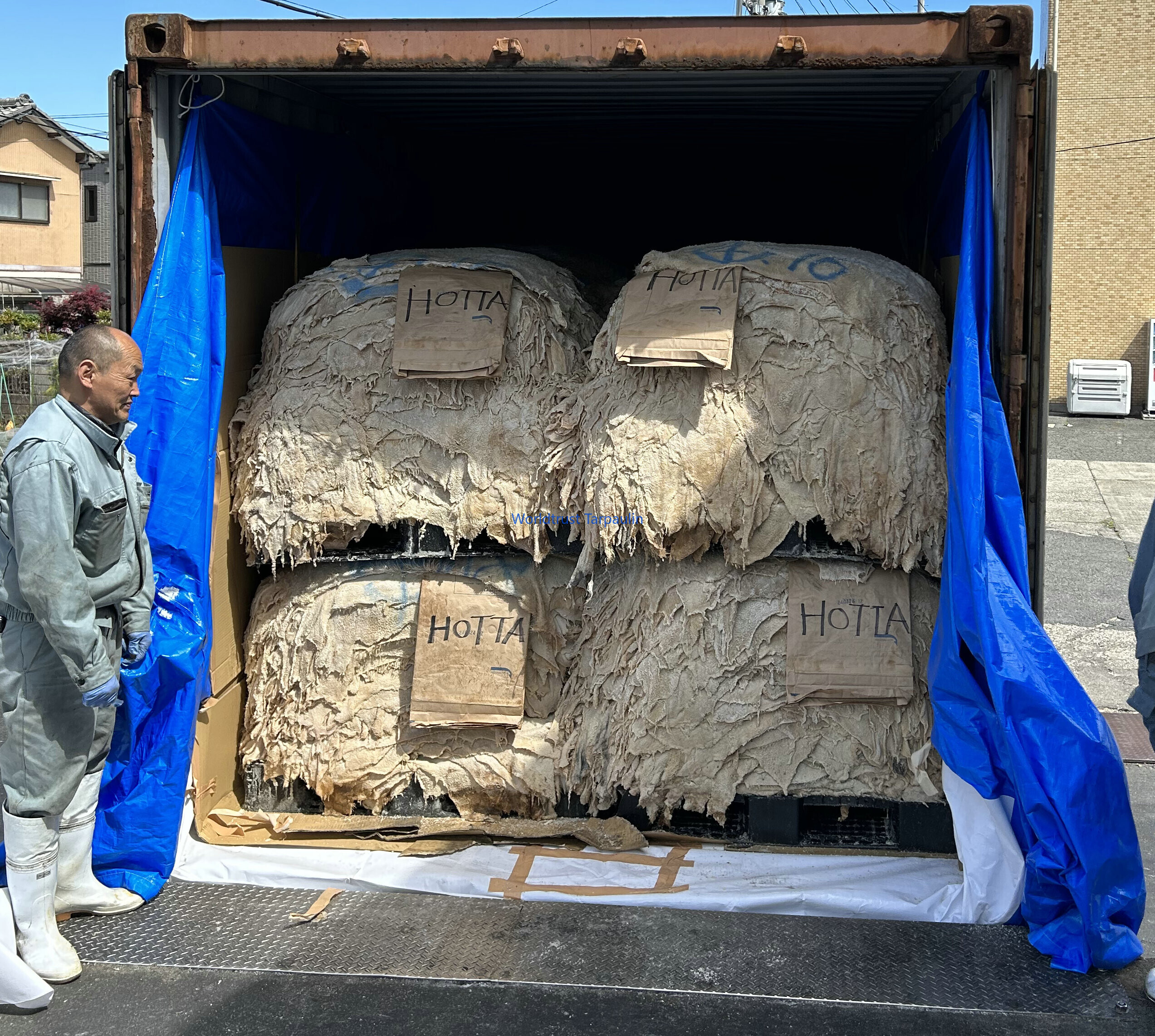 Подкладка для транспортировки коровьей шкуры Подкладка для транспортировки коровьей шкуры